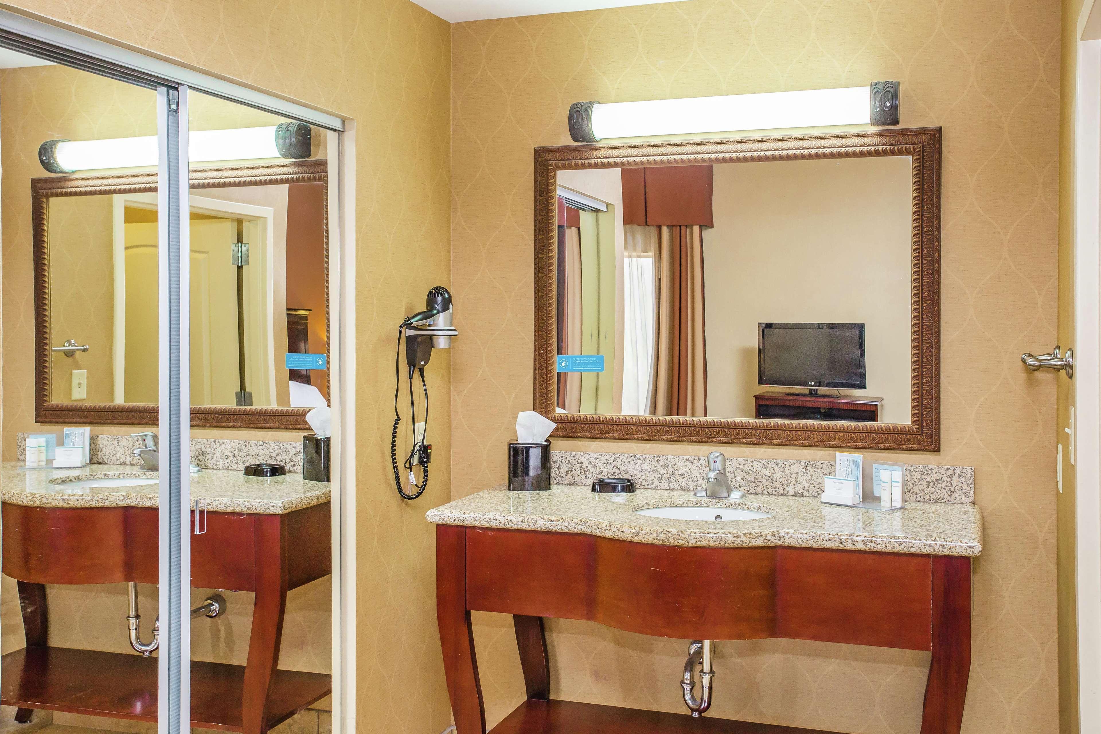 Hampton Inn & Suites Sevierville At Stadium Drive Кодак Екстериор снимка